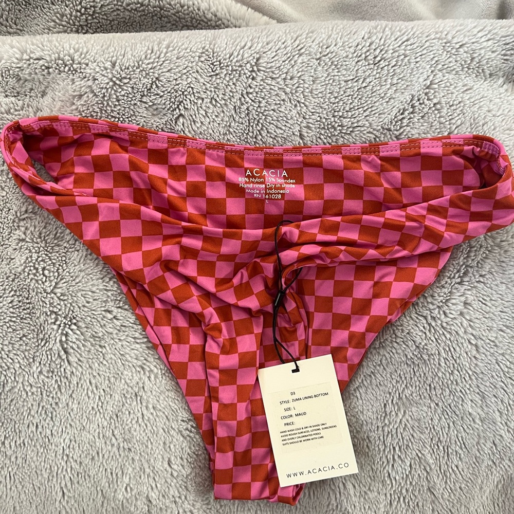 Acacia 2023 Maud bottoms. NWT. Never worn